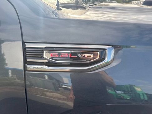 Used 2019 GMC Sierra 1500 AT4 w/ Off Road Performance Package AWD/4WD image 13