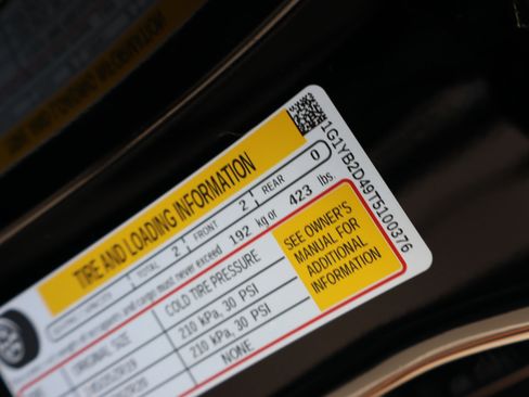 Used 2026 Chevrolet Corvette Stingray Preferred Cpe w/ Z51 Performance Package image 39