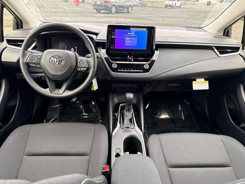 Used 2026 Toyota Corolla LE image 15