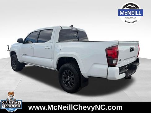 Used 2023 Toyota Tacoma SR5 w/ Technology Package AWD/4WD image 6