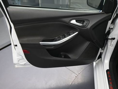 Used 2018 Ford Focus ST image 77