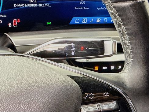 Used 2024 Cadillac Lyriq Luxury RWD image 19