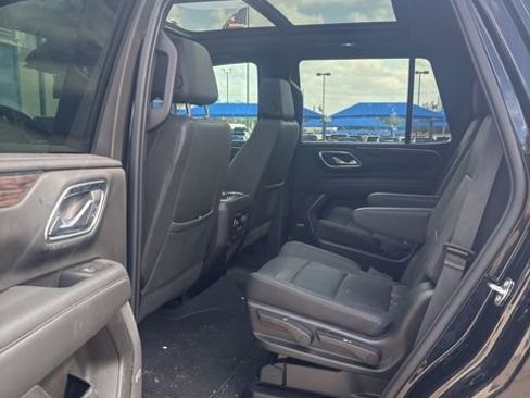 Used 2023 Chevrolet Tahoe Z71 w/ Z71 Off-Road Package image 5