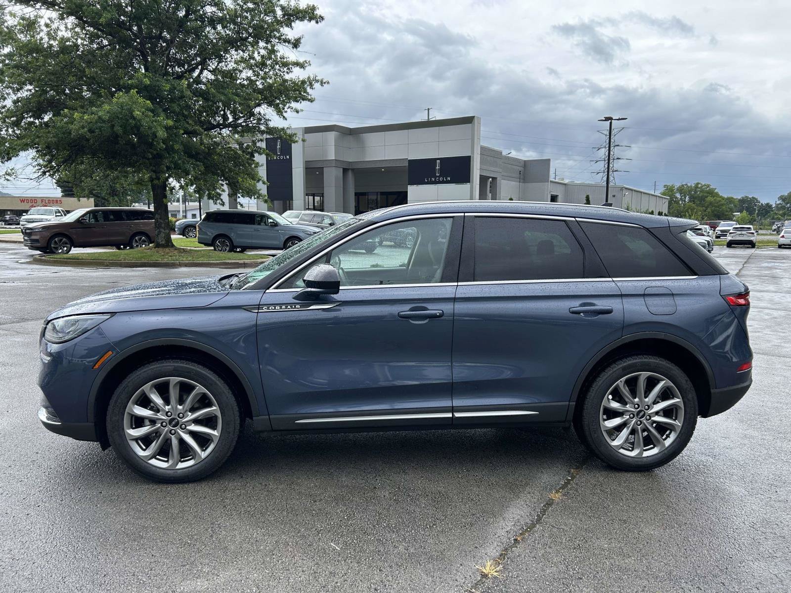 Certified 2022 Lincoln Corsair FWD w/ Premium Package image 8