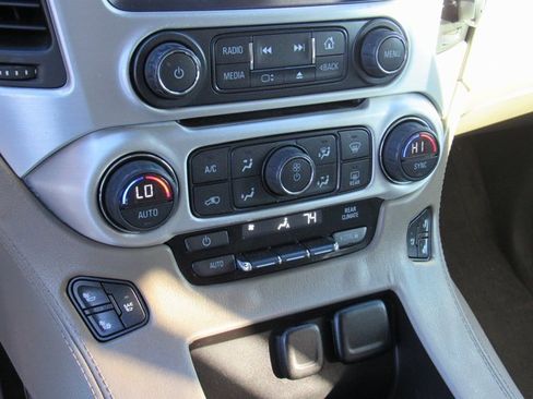 Used 2015 GMC Yukon XL SLT w/ Open Road Package image 23