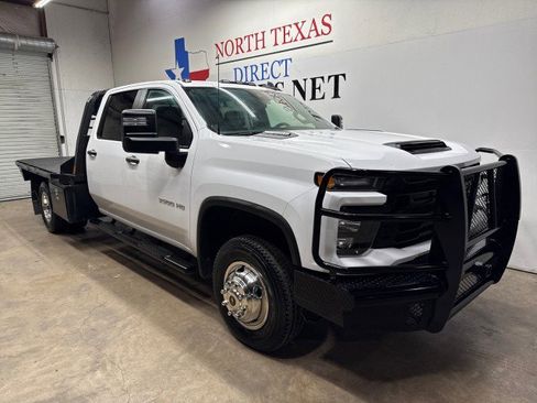 Used 2024 Chevrolet Silverado 3500 W/T w/ WT Convenience Package image 3