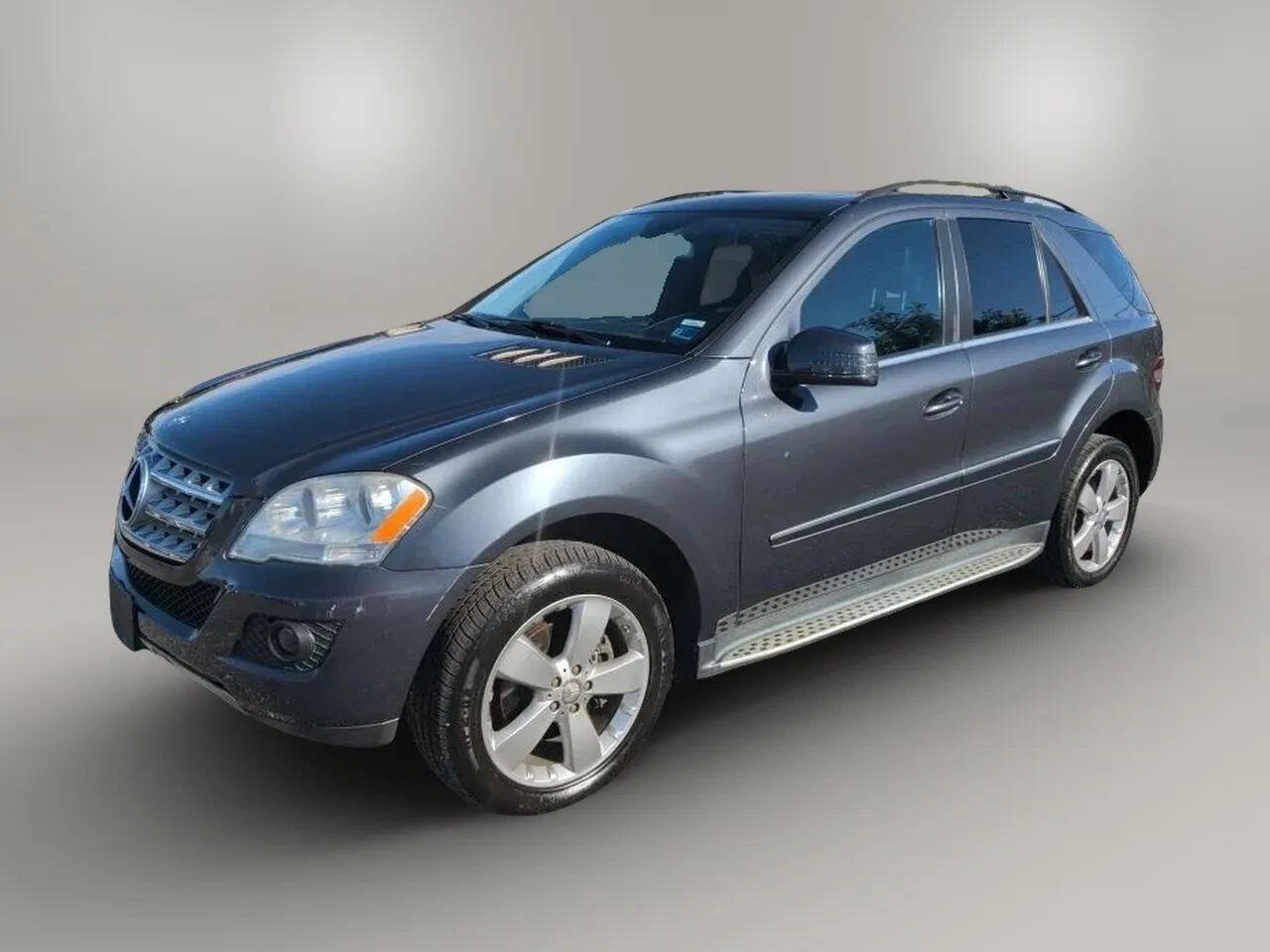 Used 2011 Mercedes-Benz ML 350 4MATIC image 3