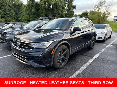 Used 2024 Volkswagen Tiguan SE R-Line FWD image 1