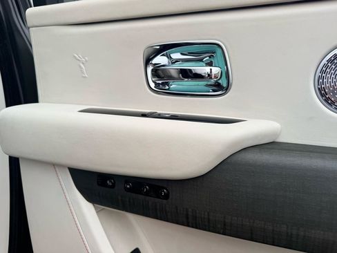 Used 2020 Rolls-Royce Cullinan AWD/4WD image 43