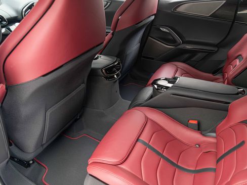 Certified 2026 Ferrari Purosangue AWD/4WD image 35