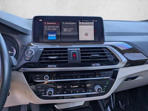 Used 2018 BMW X3 xDrive30i w/ Premium Package image 13