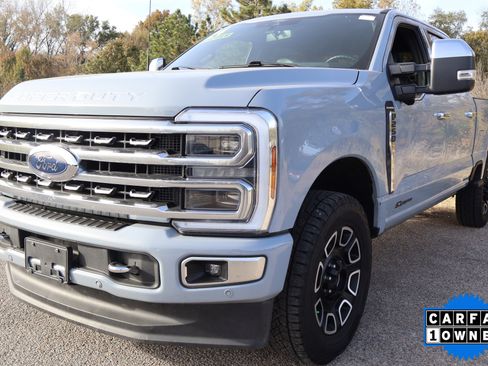Used 2024 Ford F250 Platinum image 9