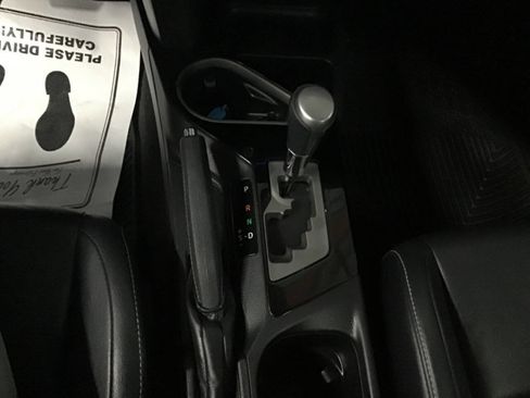 Used 2017 Toyota RAV4 Platinum FWD image 15