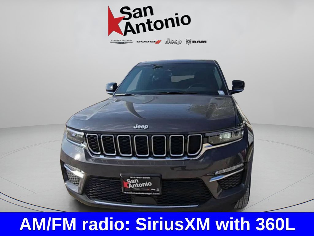 New 2025 Jeep Grand Cherokee Limited RWD image 5