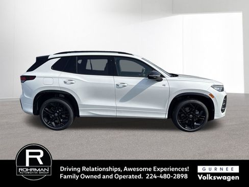 New 2026 Volkswagen Tiguan SE R-Line AWD/4WD image 10