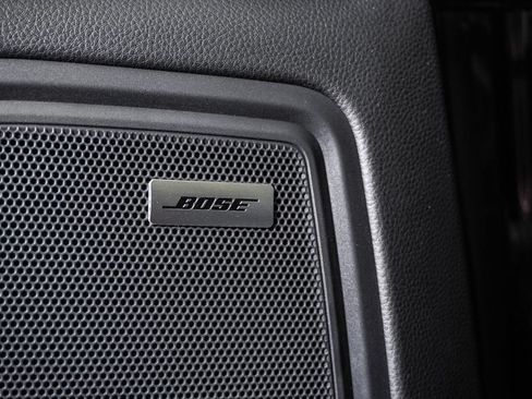 Certified 2026 Porsche Macan AWD/4WD image 27