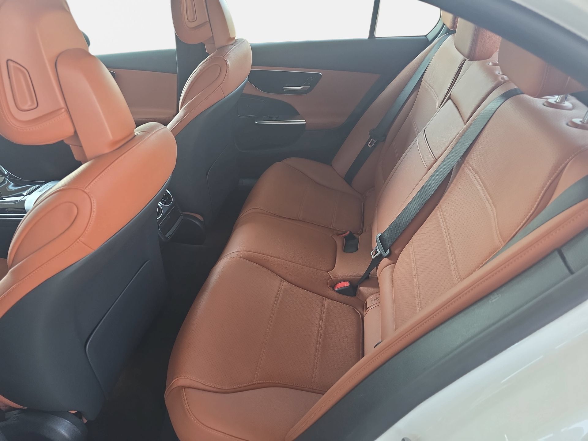 Used 2024 Mercedes-Benz C 300 Sedan image 14