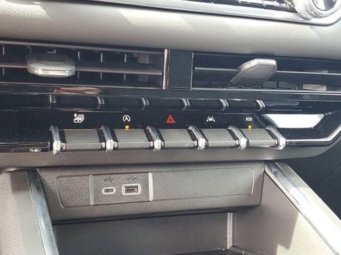 New 2026 GMC Canyon Elevation image 24