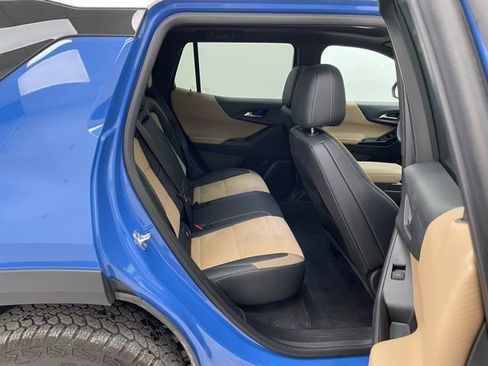 New 2025 Chevrolet Equinox ACTIV w/ Safety and Technology Package image 12