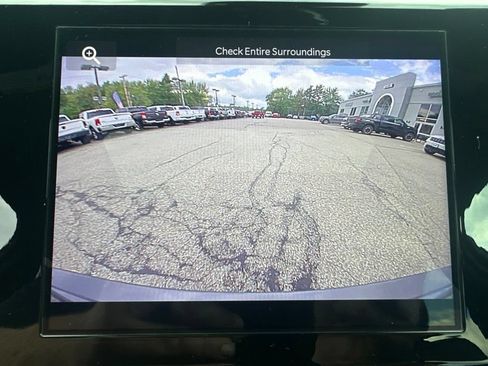 Used 2023 Jeep Grand Cherokee Altitude AWD/4WD image 28