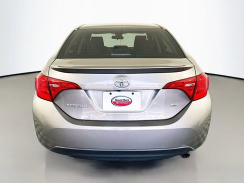Certified 2018 Toyota Corolla SE image 6