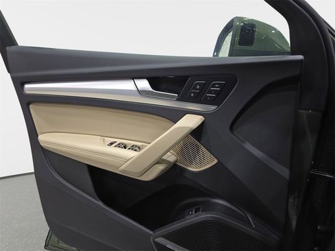 Certified 2025 Audi Q5 2.0T Premium Plus w/ Premium Plus Package image 27