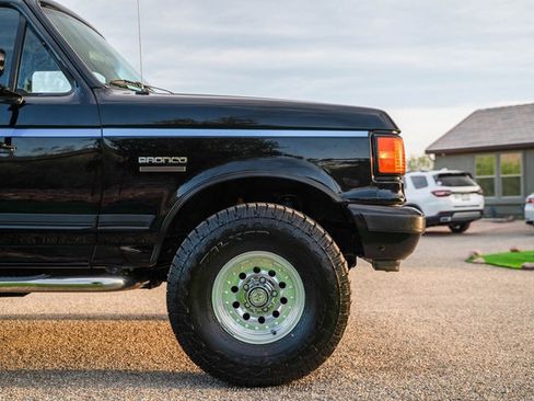 Used 1991 Ford Bronco AWD/4WD image 11