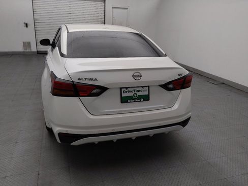 Used 2024 Nissan Altima 2.5 SV FWD image 6