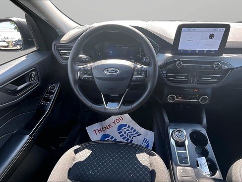 Used 2025 Ford Escape Active w/ Cold Weather Package AWD/4WD image 5