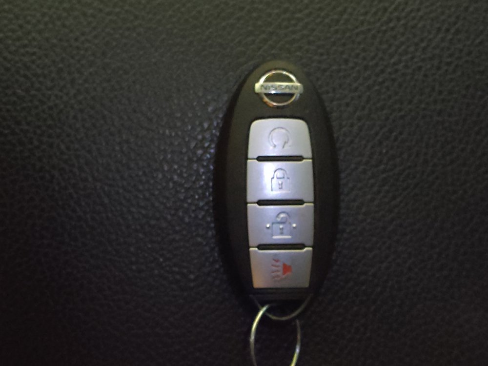 Used 2021 Nissan Titan SV w/ SV Convenience Package AWD/4WD image 32