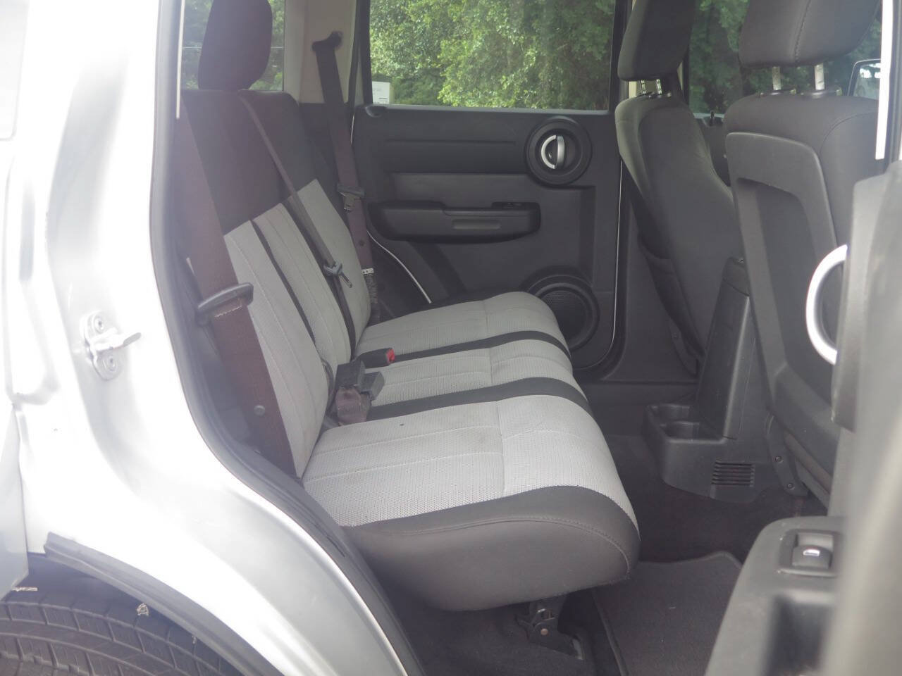 Used 2009 Dodge Nitro SE AWD/4WD image 8