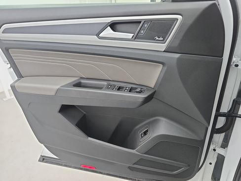 Certified 2023 Volkswagen Atlas SEL Premium image 28