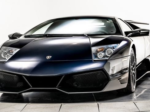 Used 2010 Lamborghini Murcielago LP 670-4 SV image 5