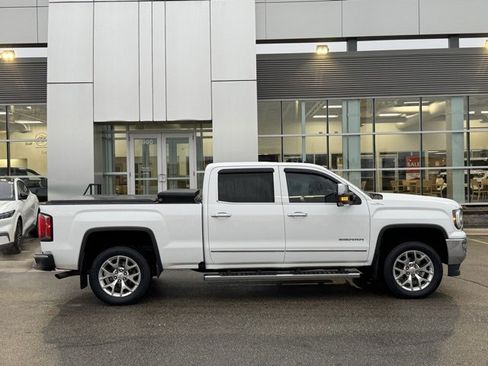 Used 2017 GMC Sierra 1500 SLT image 36