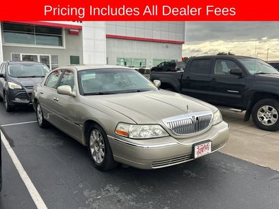 Used 2008 Lincoln Town Car Signature Limited