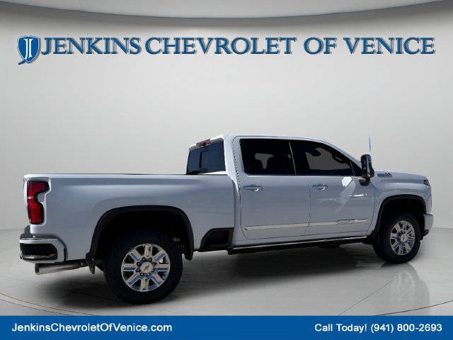 New 2026 Chevrolet Silverado 2500 High Country w/ High Country Premium Package AWD/4WD image 3