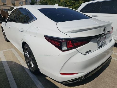 Used 2019 Lexus ES 350 F Sport w/ Accessory Package 2 FWD image 3