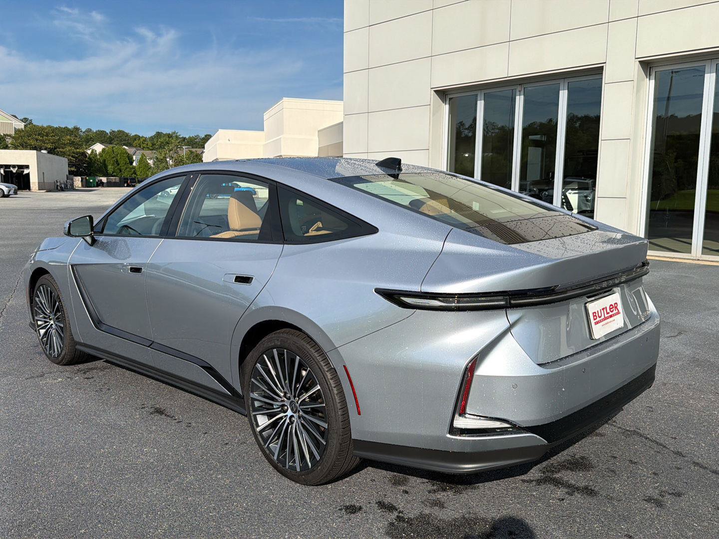New 2026 Lexus ES 350e w/ Convenience Package FWD image 4