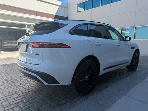 New 2026 Jaguar F-PACE R-Dynamic S image 4