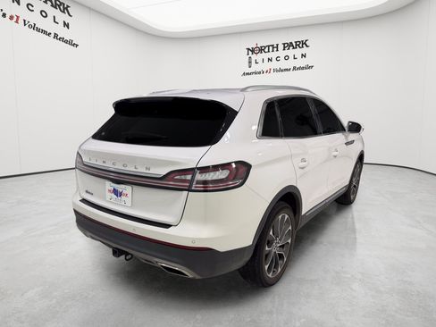 Used 2023 Lincoln Nautilus Reserve w/ Class II Trailer Tow Package FWD image 5