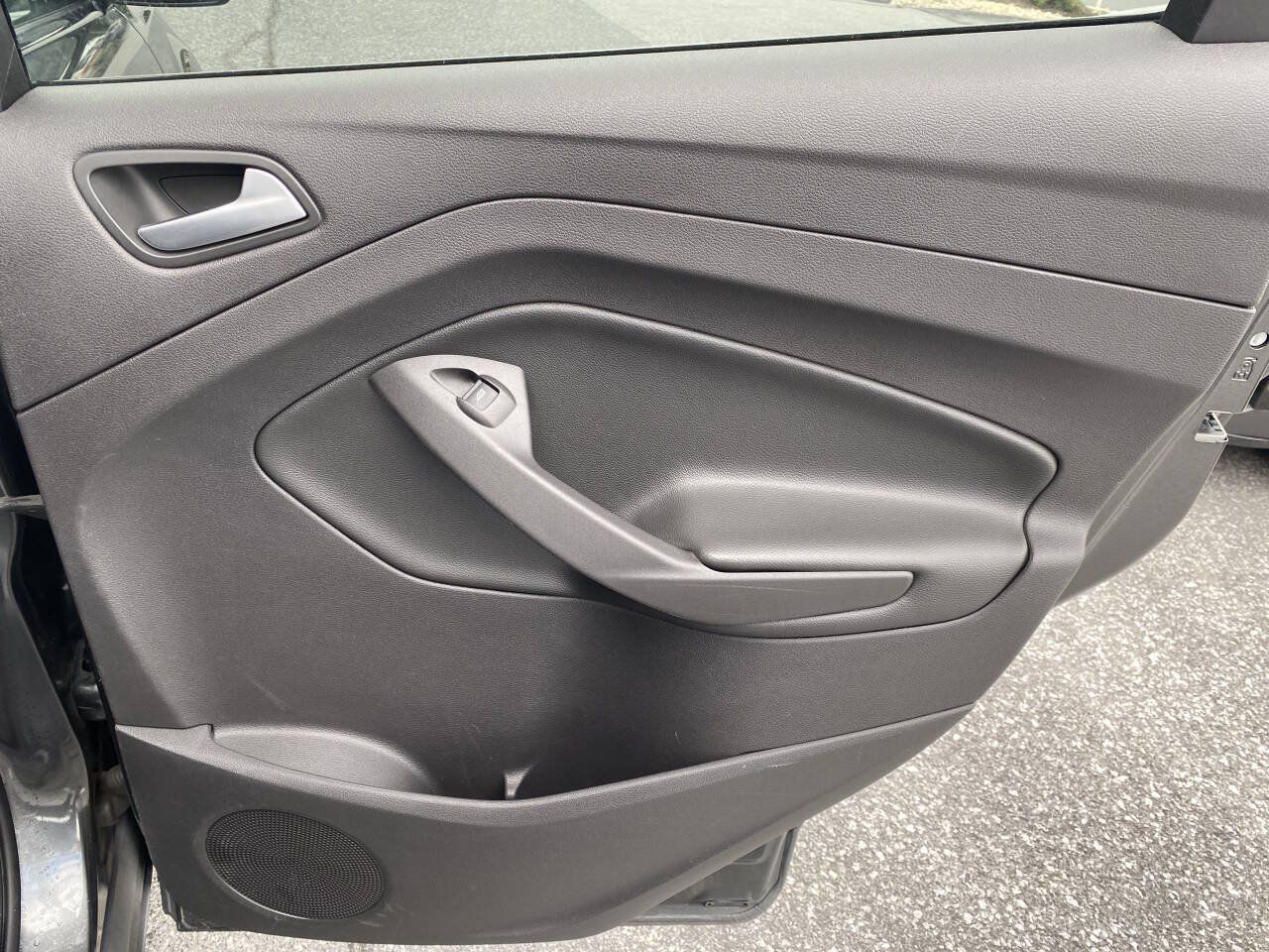 Used 2016 Ford Escape SE AWD/4WD image 19