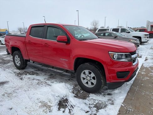 Used 2020 Chevrolet Colorado W/T w/ WT Convenience Package image 5