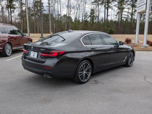 Certified 2023 BMW 530i w/ Premium Package image 3