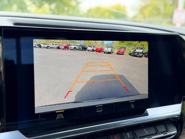Used 2023 Chevrolet Silverado 1500 RST AWD/4WD image 15