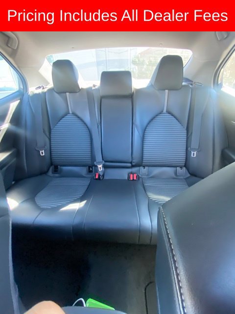 Used 2021 Toyota Camry SE FWD image 8