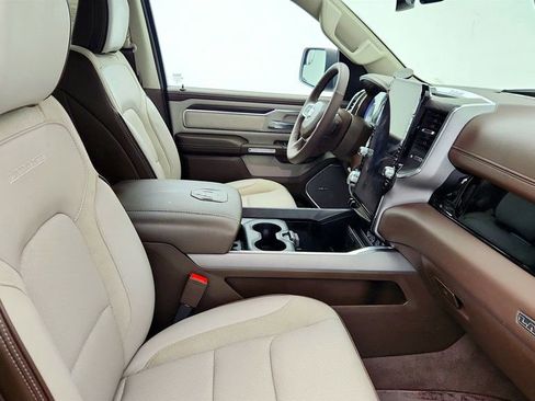 Used 2025 RAM 1500 Laramie image 26