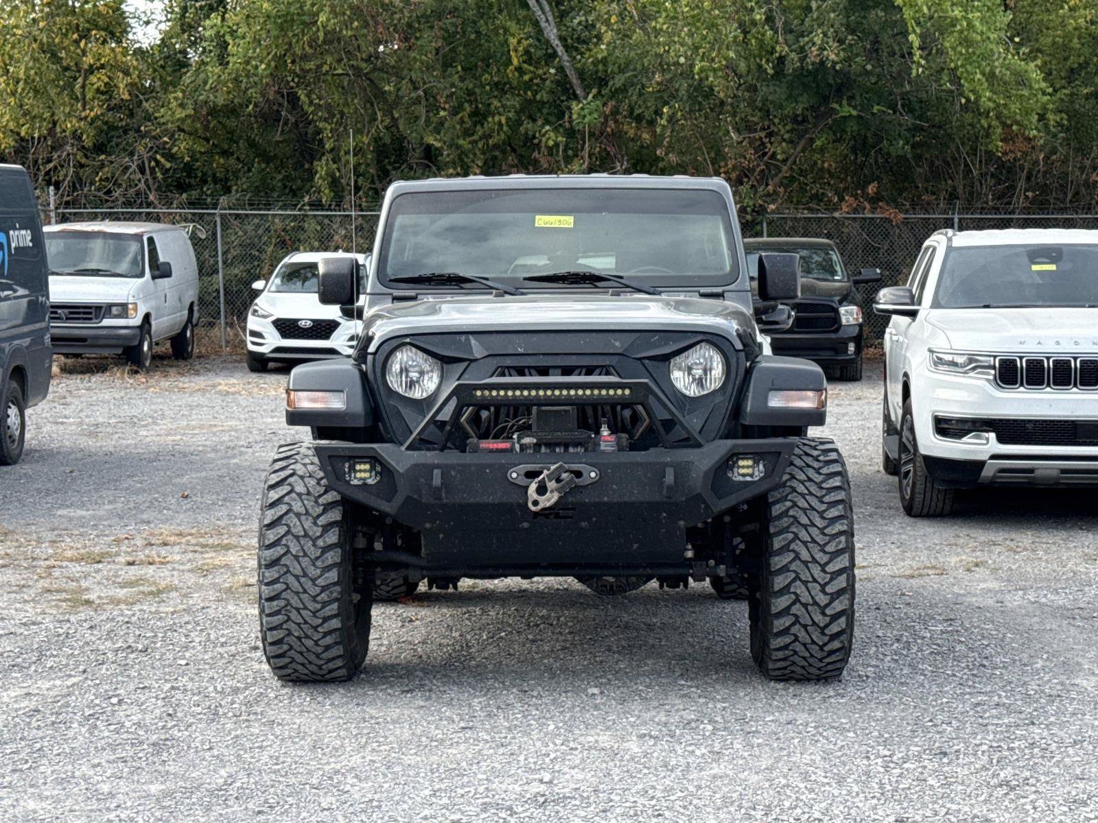 Used 2019 Jeep Wrangler Sport AWD/4WD image 2