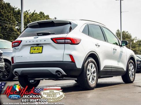 New 2025 Ford Escape Active w/ Tech Pack #1 image 4