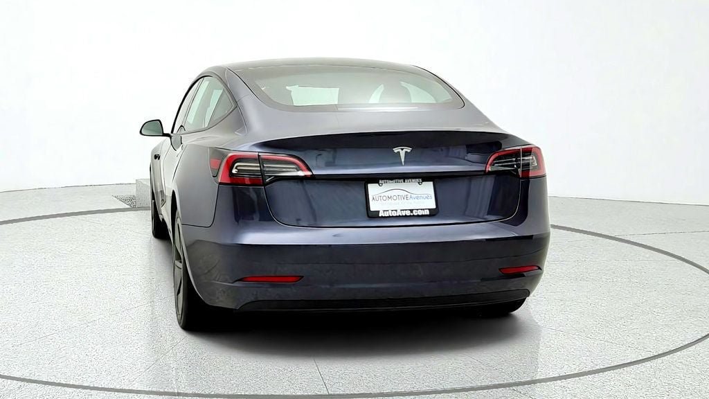 Used 2023 Tesla Model 3 Standard Range RWD image 6