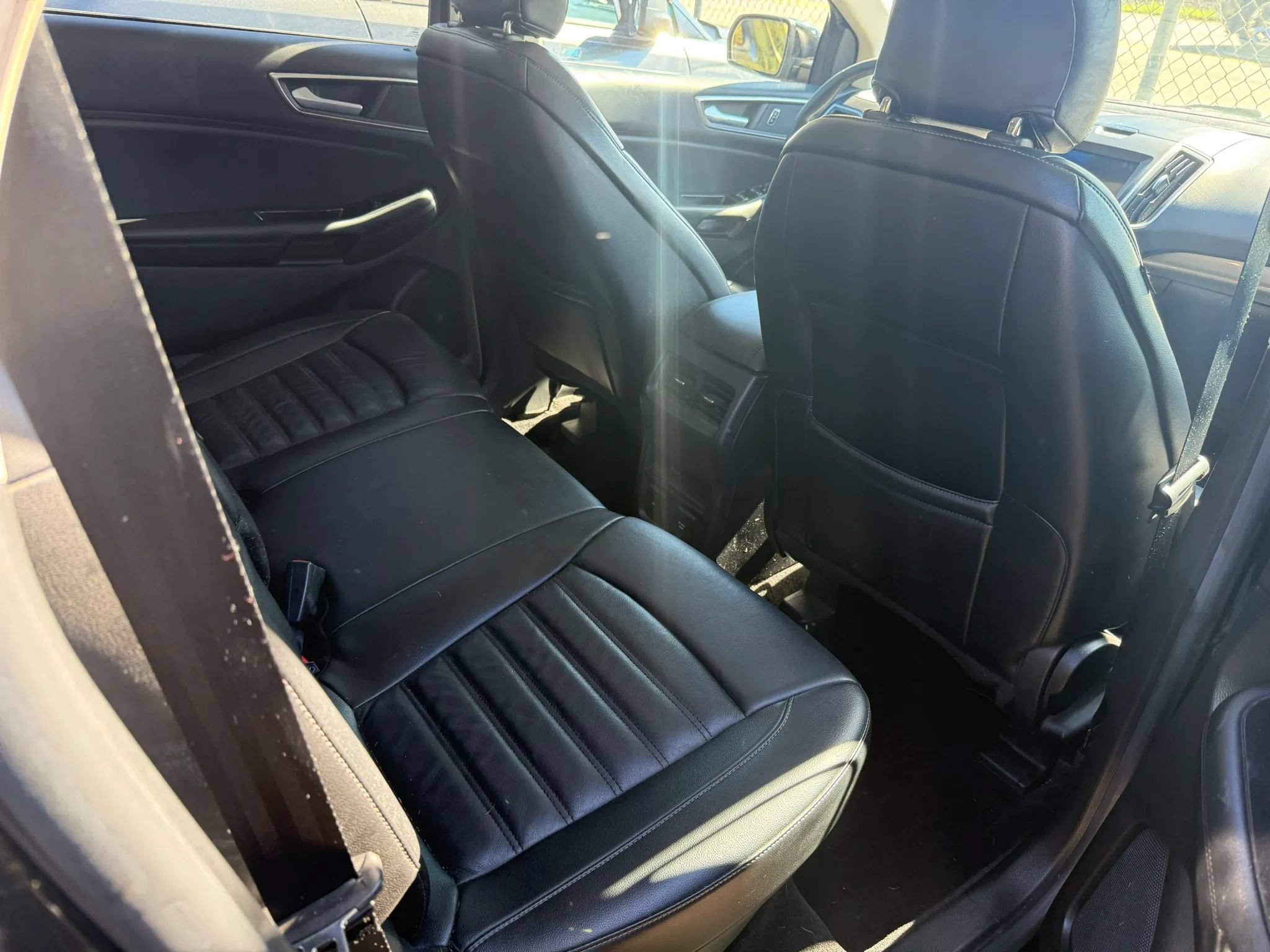 Used 2016 Ford Edge SEL w/ Equipment Group 201A AWD/4WD image 17